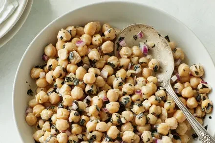Chickpea Salad with Gim