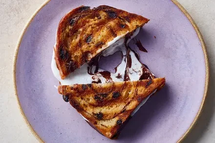 Grilled S’mores Sandwiches